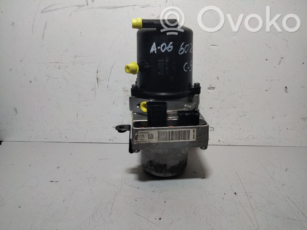 Citroen C5 Ohjaustehostimen pumppu 