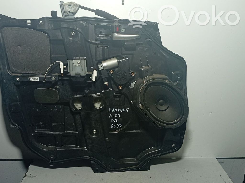 Regulador manual de la ventanilla delantera   GJ6A5958X,TD777422