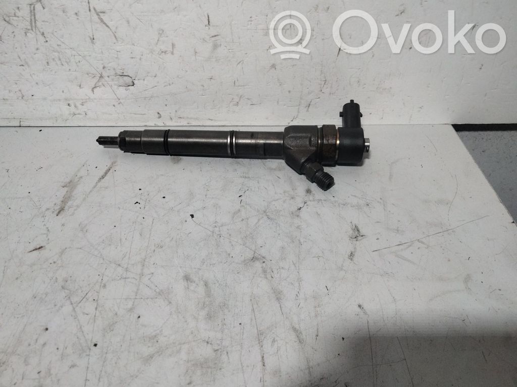 Inyector de combustible   04455110256,8002A400