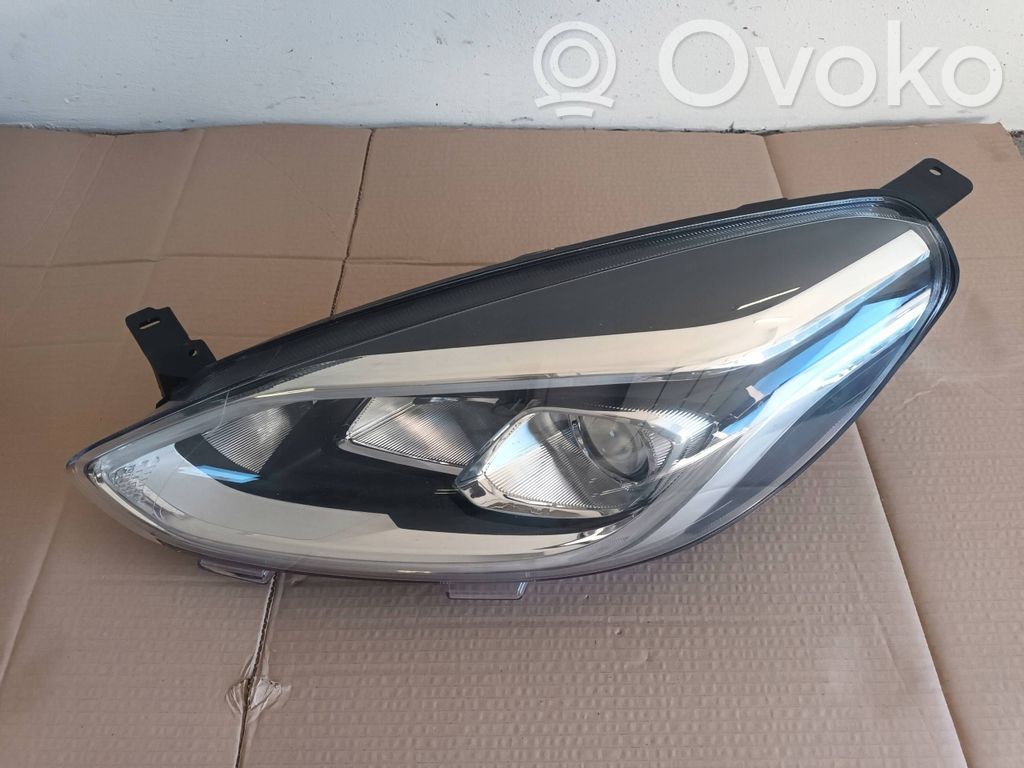 Ford Fiesta Headlight/headlamp 
