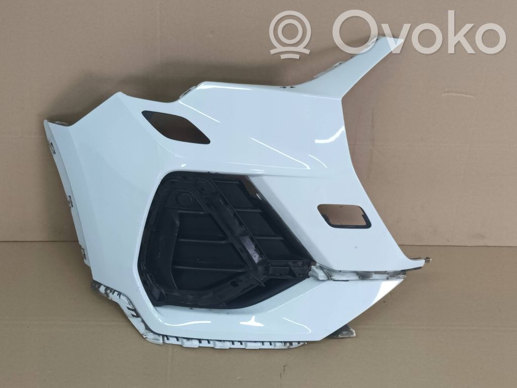 Audi Q3 F3 Revestimiento de la esquina del parachoques trasero 