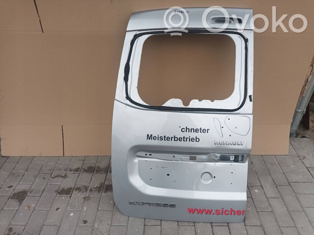 Rear door