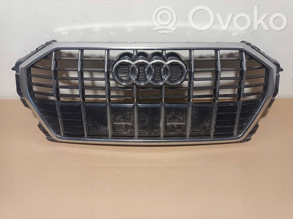 Audi Q3 8U Griglia anteriore 