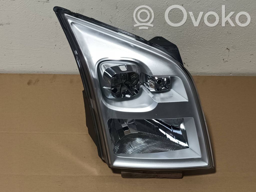 Ford Transit VII Phare frontale 