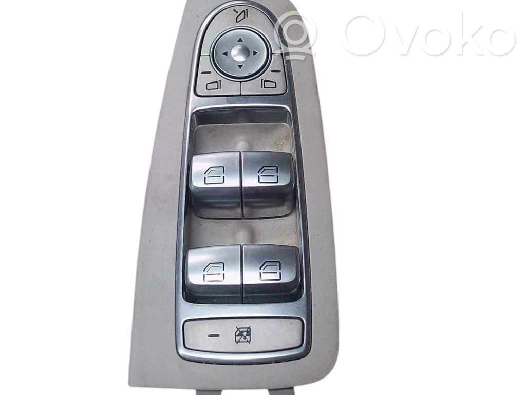 Mercedes-Benz C W205 Przyciski szyb 