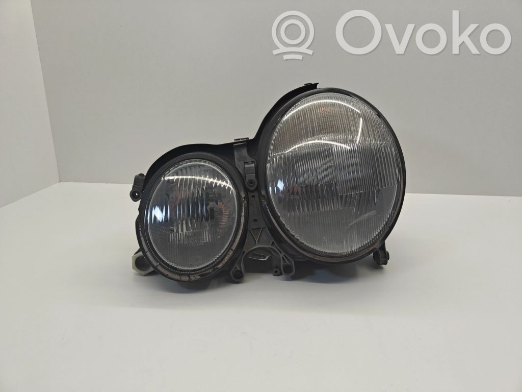 Headlight/headlamp   A2108202761