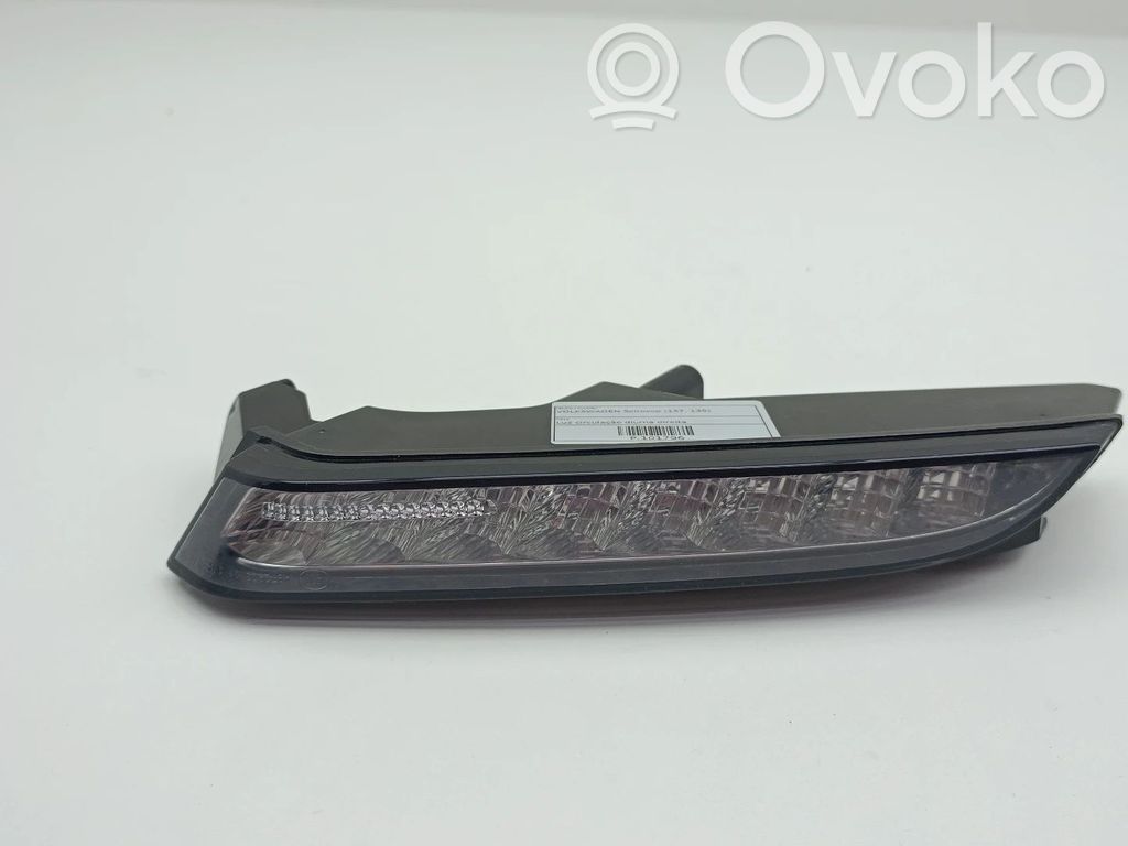 LED dienos žibintas   1K8953042