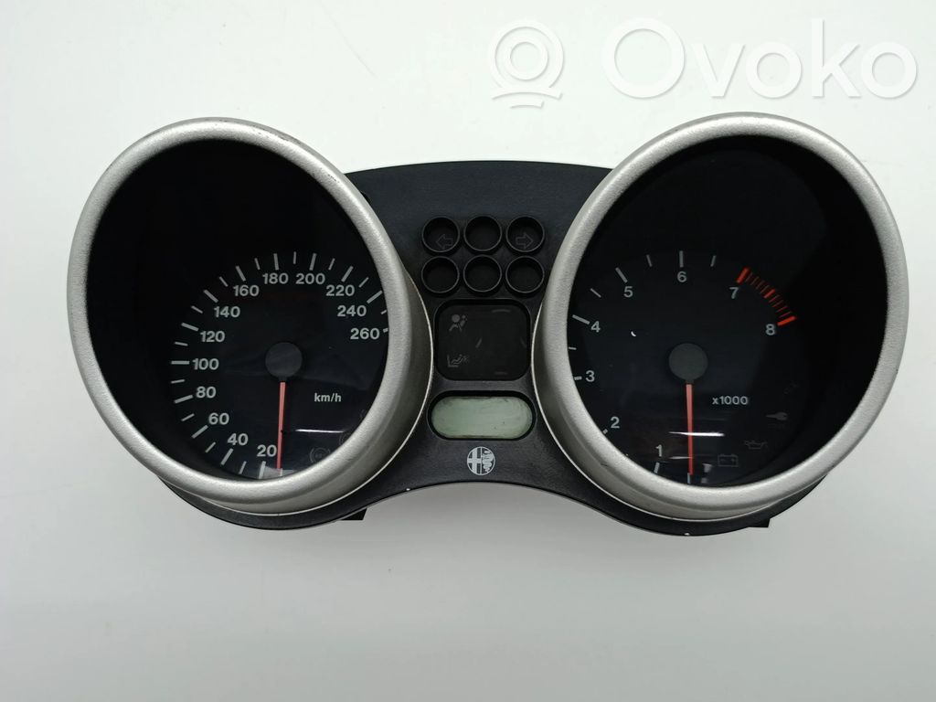 Alfa Romeo GTV Speedometer (instrument cluster) 