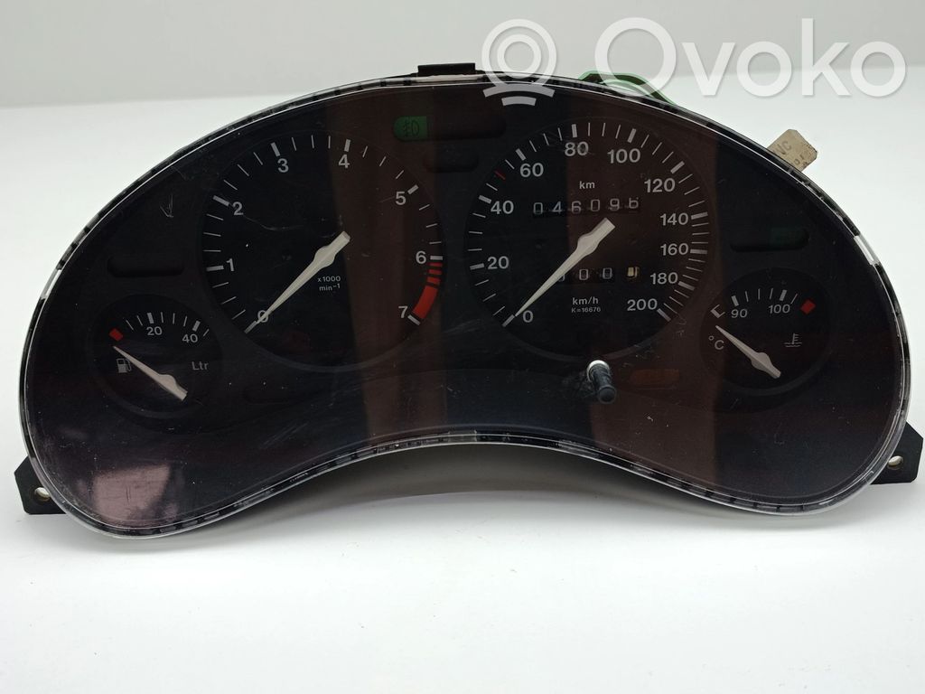 Opel Corsa B Speedometer (instrument cluster) 