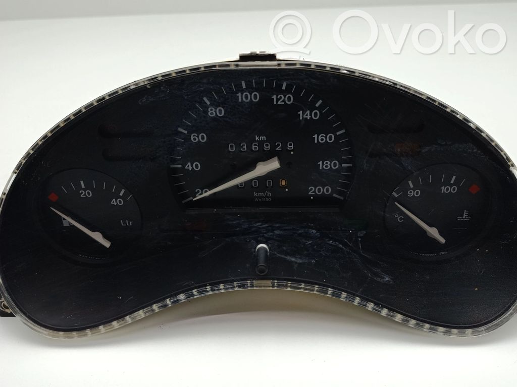 Opel Corsa B Speedometer (instrument cluster) 