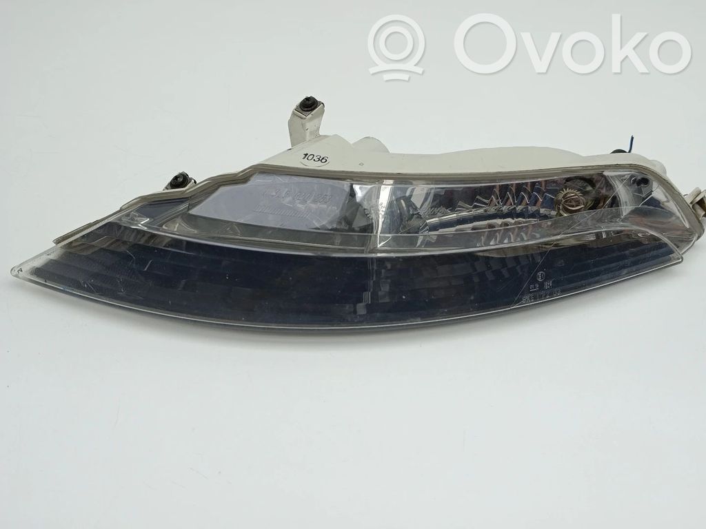 BMW 6 E63 E64 Front bumper turn signal 