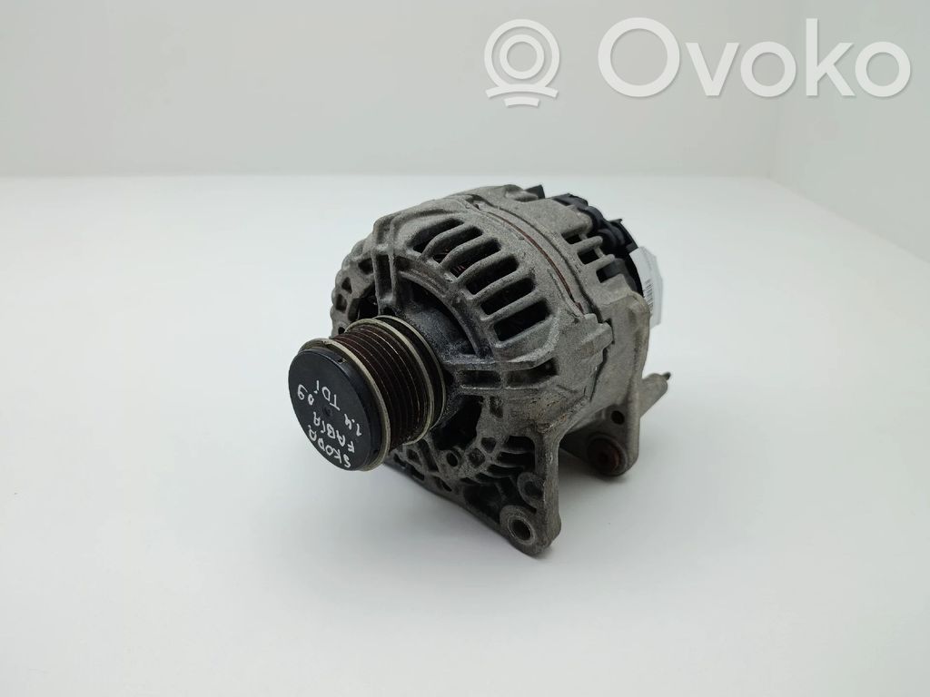 Skoda Fabia Mk2 (5J) Ģenerators 