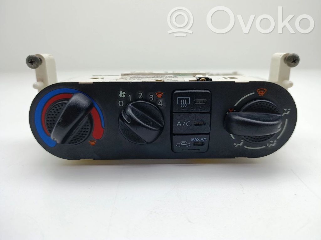 Nissan Terrano Climate control unit 