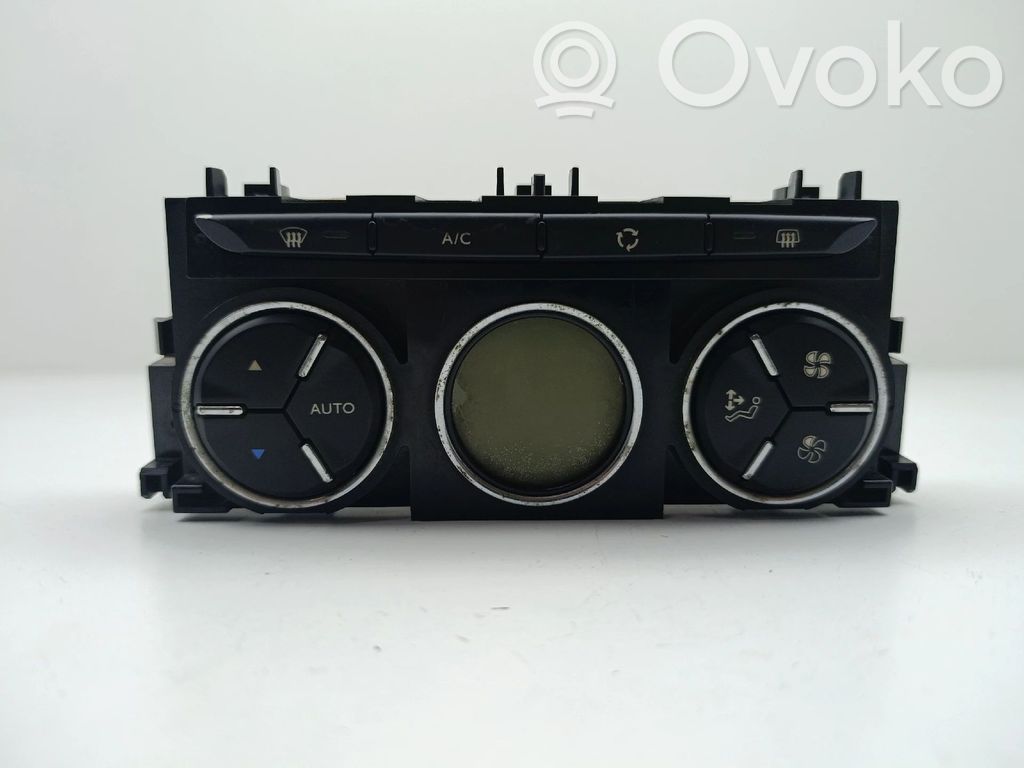 Climate control unit   X8038005