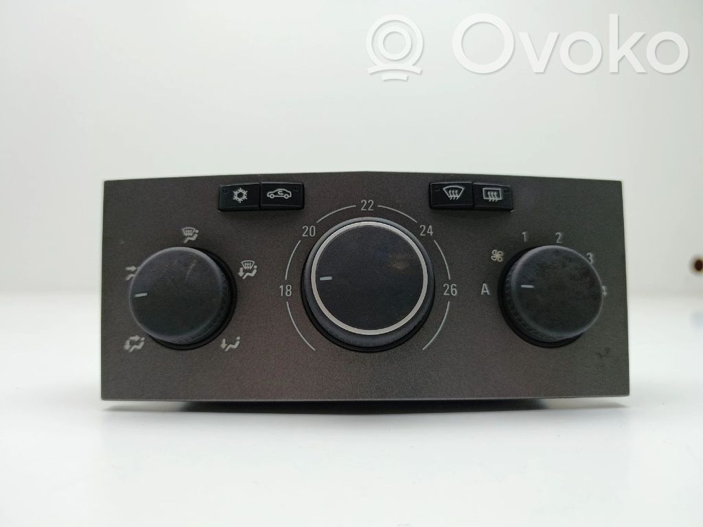 Opel Astra H Climate control unit 