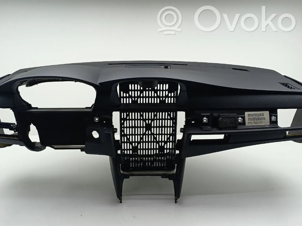 BMW 5 E60 E61 Панель 