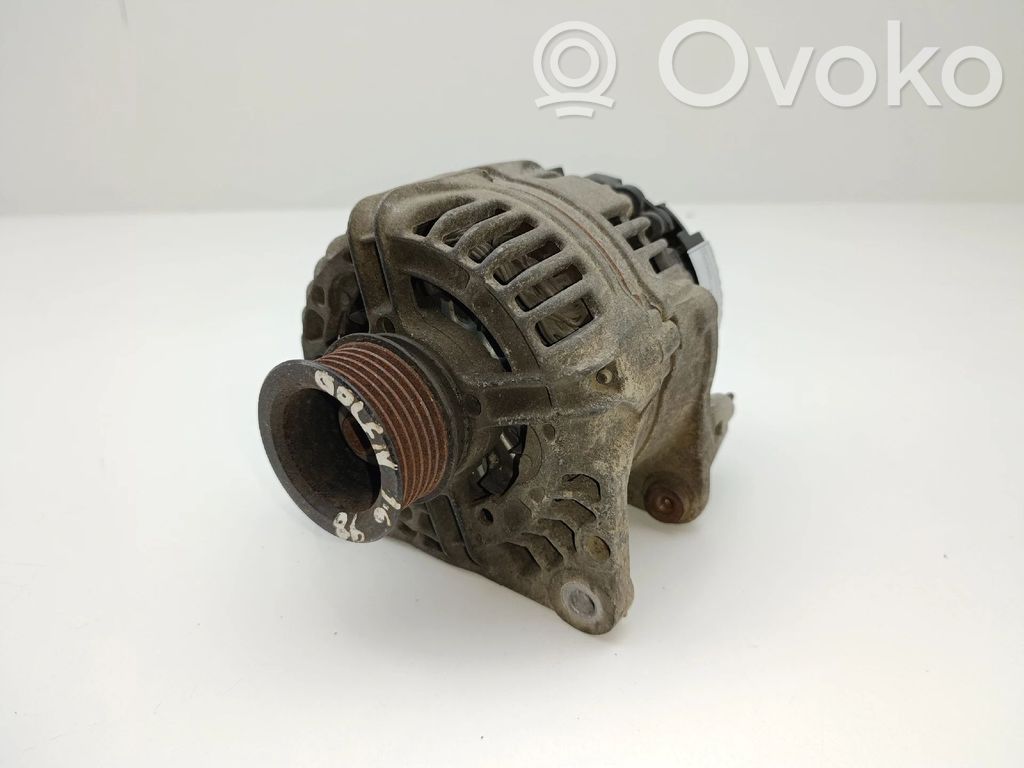 Alternador   037903025E