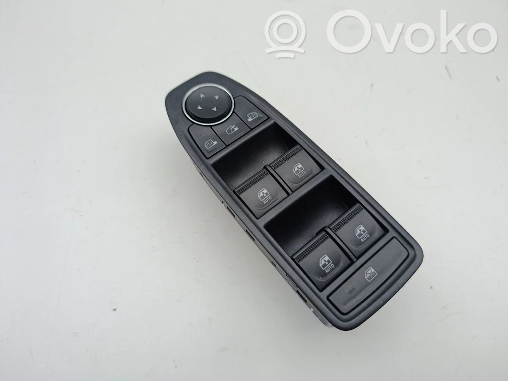 Renault Clio V Electric window control switch 