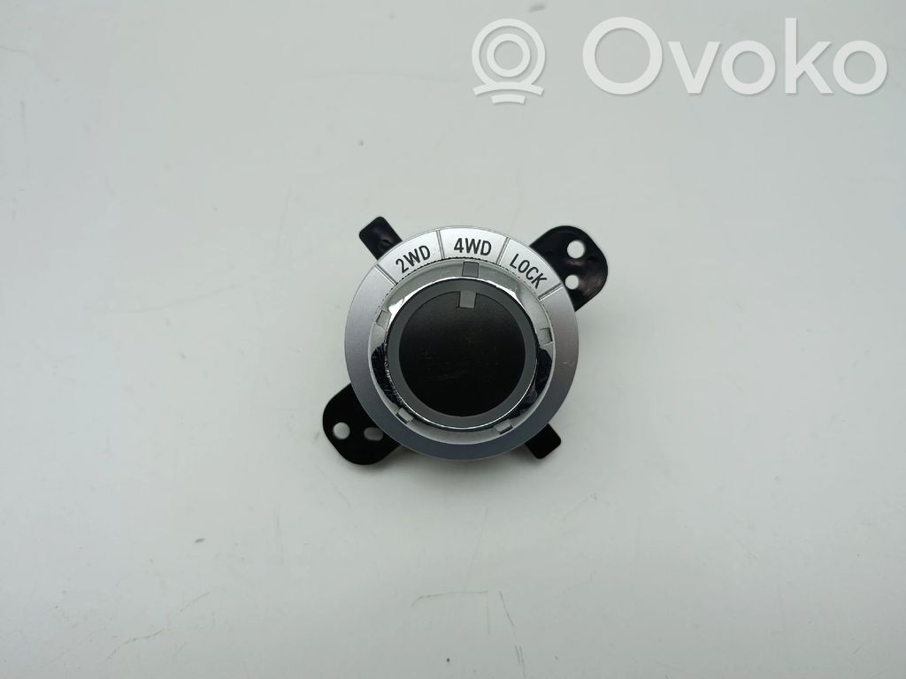Traction control (ASR) switch