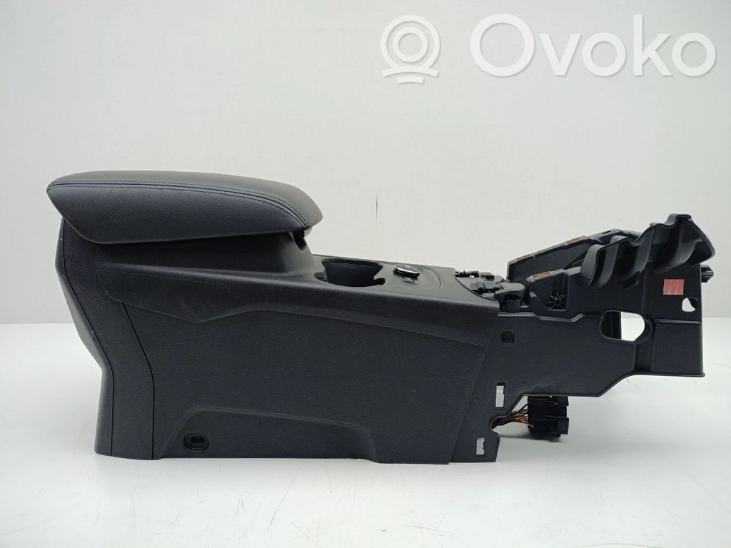 Ford Focus Armrest 