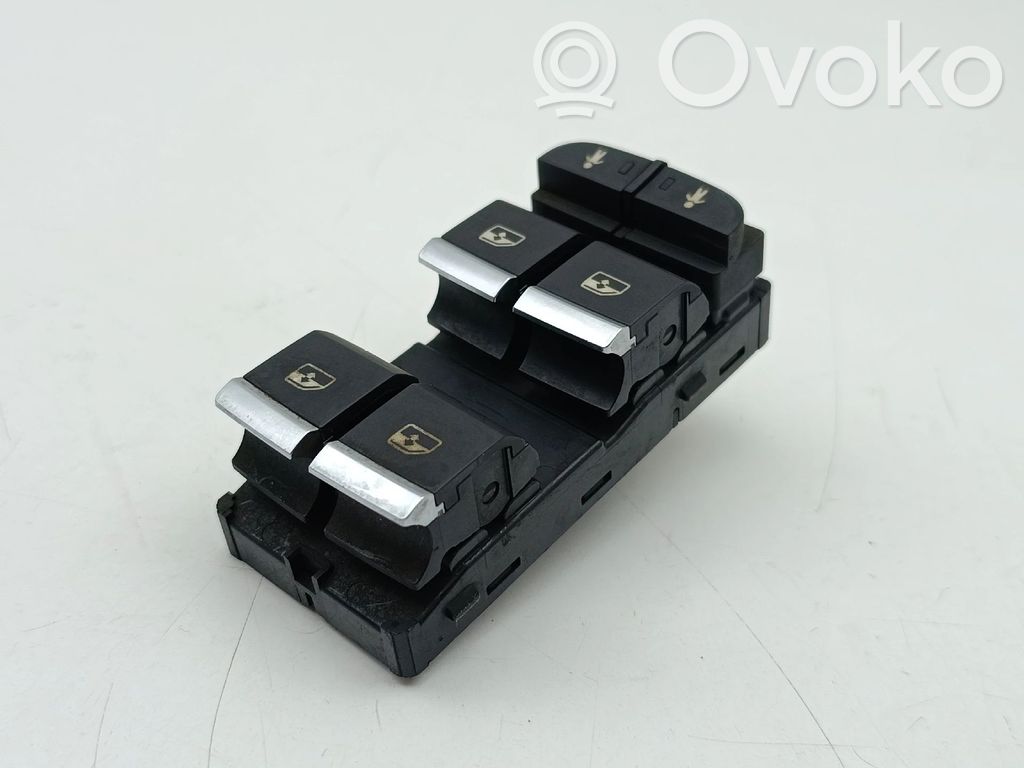 Electric window control switch   4M0959851B