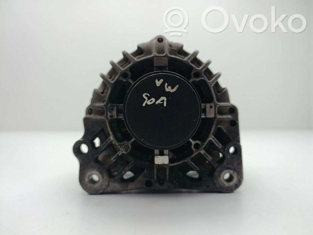 Volkswagen Polo IV 9N3 Alternator 