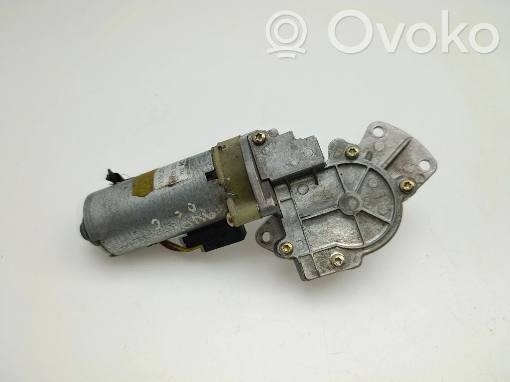 Motor de ajuste del asiento   0130002487