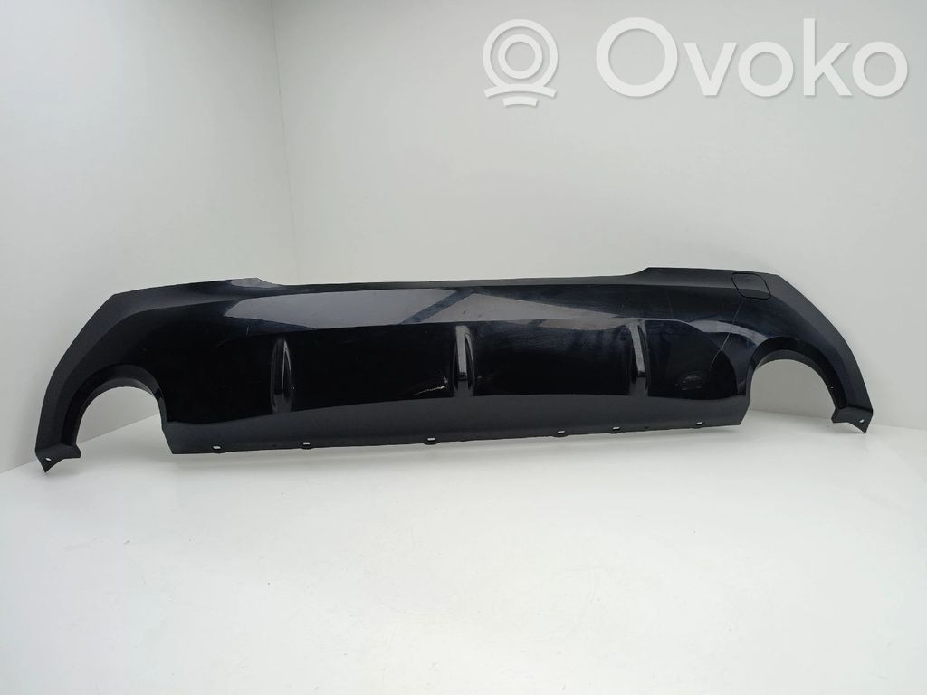 BMW 1 F40 Moldura inferior del parachoques trasero 