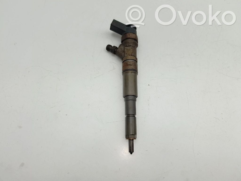 Fuel injector   7794435,0445110209