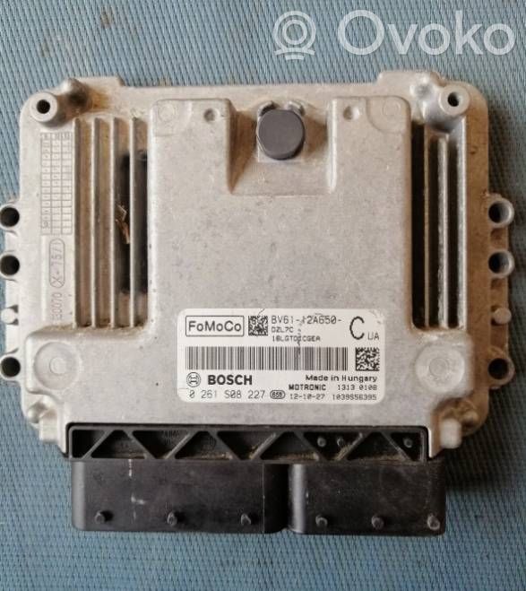 Moottorin ohjainlaite/moduuli   BV6112A650,0261S08227