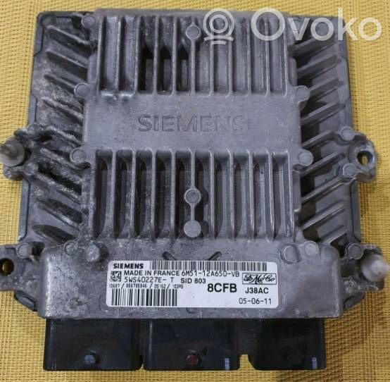 Ford Focus Engine control unit/module 