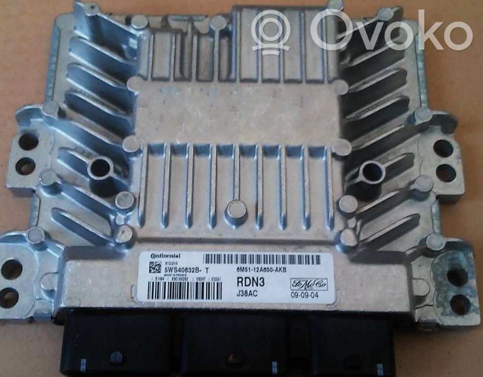 Ford Focus Engine control unit/module 