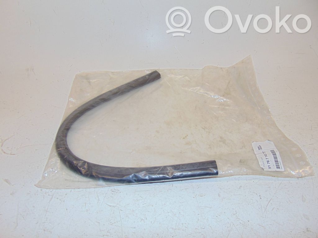 BMW M3 e92 Moottoritilan kumitiiviste 