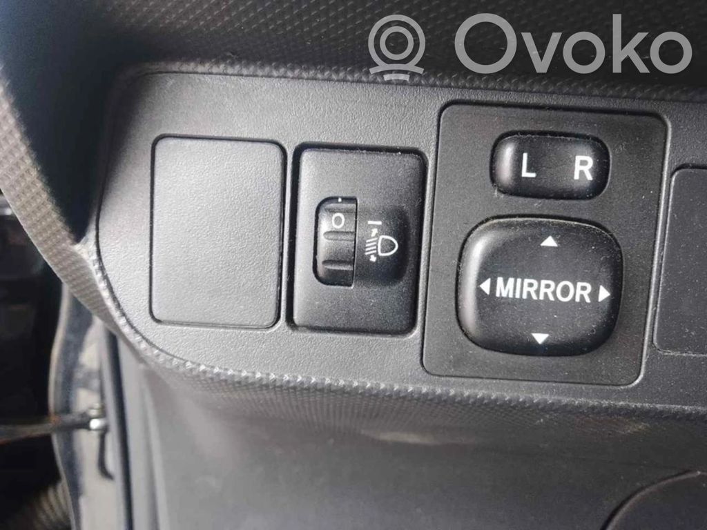 Light switch