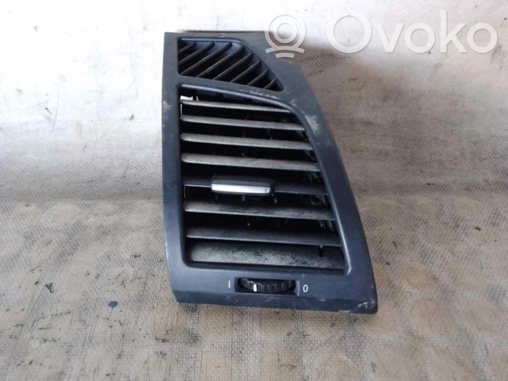 Rejilla de ventilación central del panel   7059188,REJILLAAIREADORA