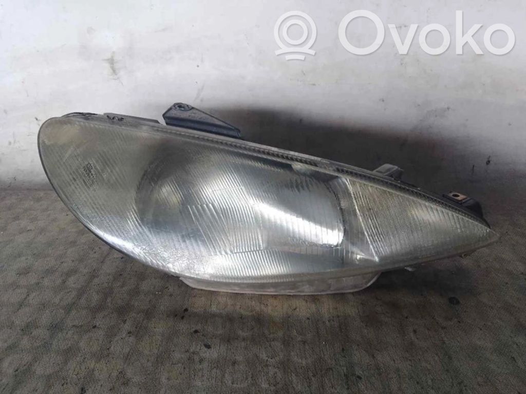 Peugeot 206+ Headlight/headlamp 