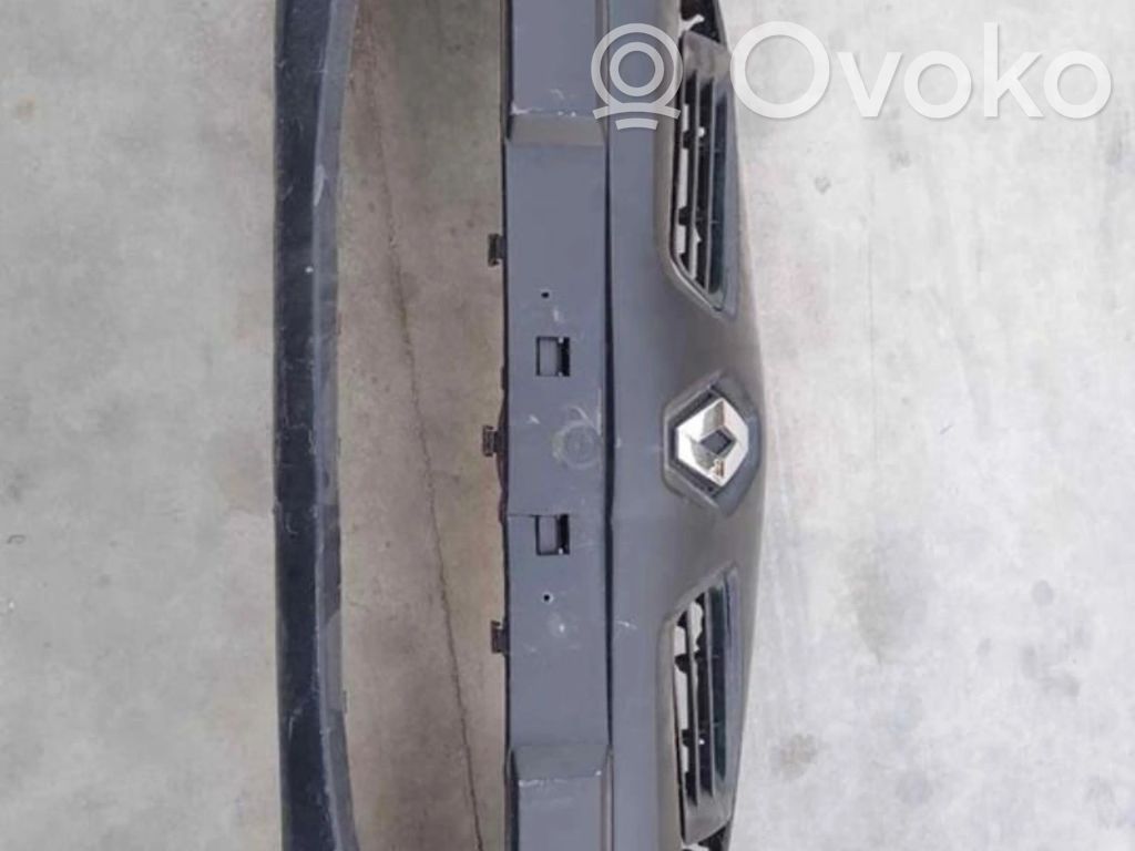 Renault Megane II Parachoques delantero 