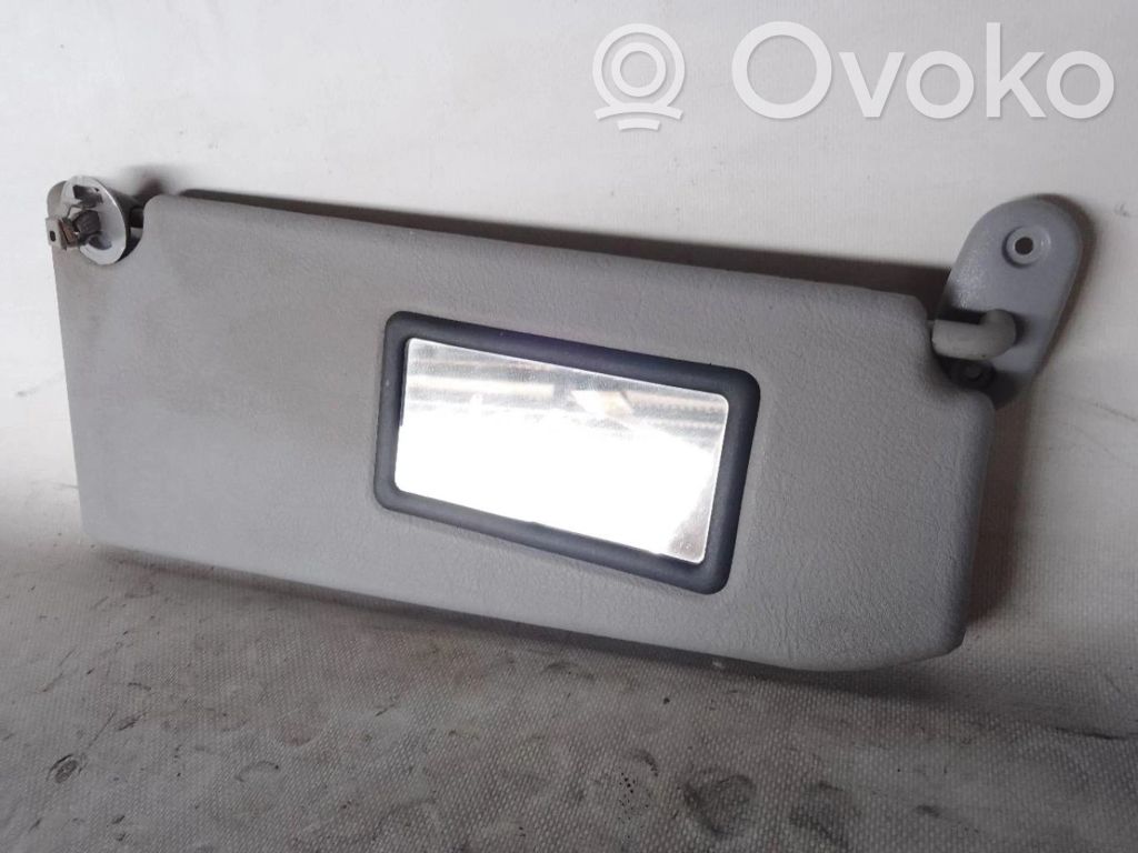 Sun visor