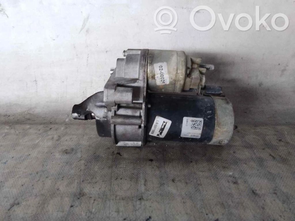 Starteris   D6RA110