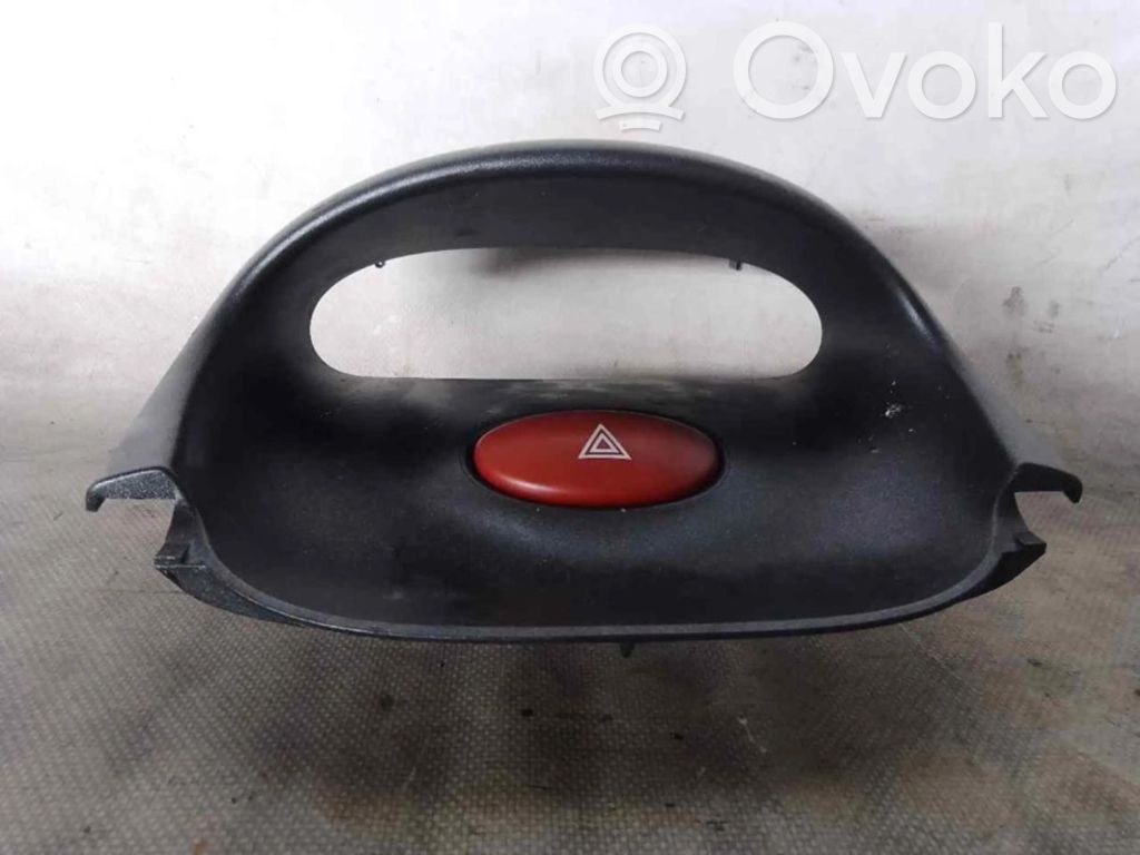Peugeot 206+ Comutator lumini pericol 