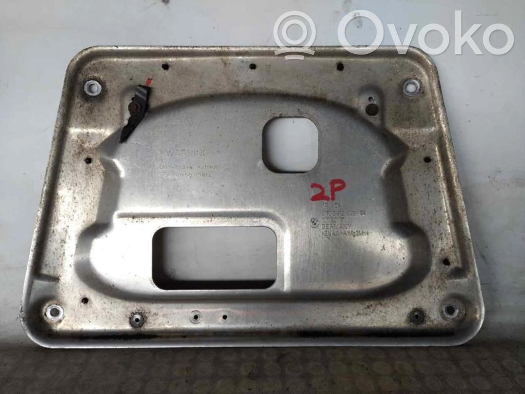 BMW X3 E83 Center/middle under tray cover 