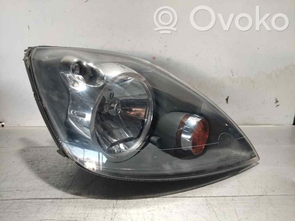 Ford Fiesta Phare frontale 