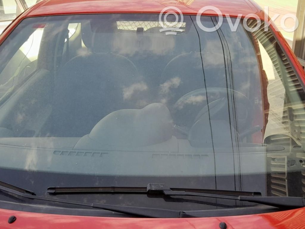 Front windscreen/windshield window