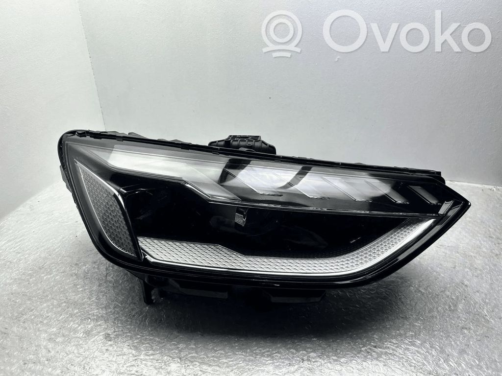 Audi A4 S4 B9 8W Lampa przednia 