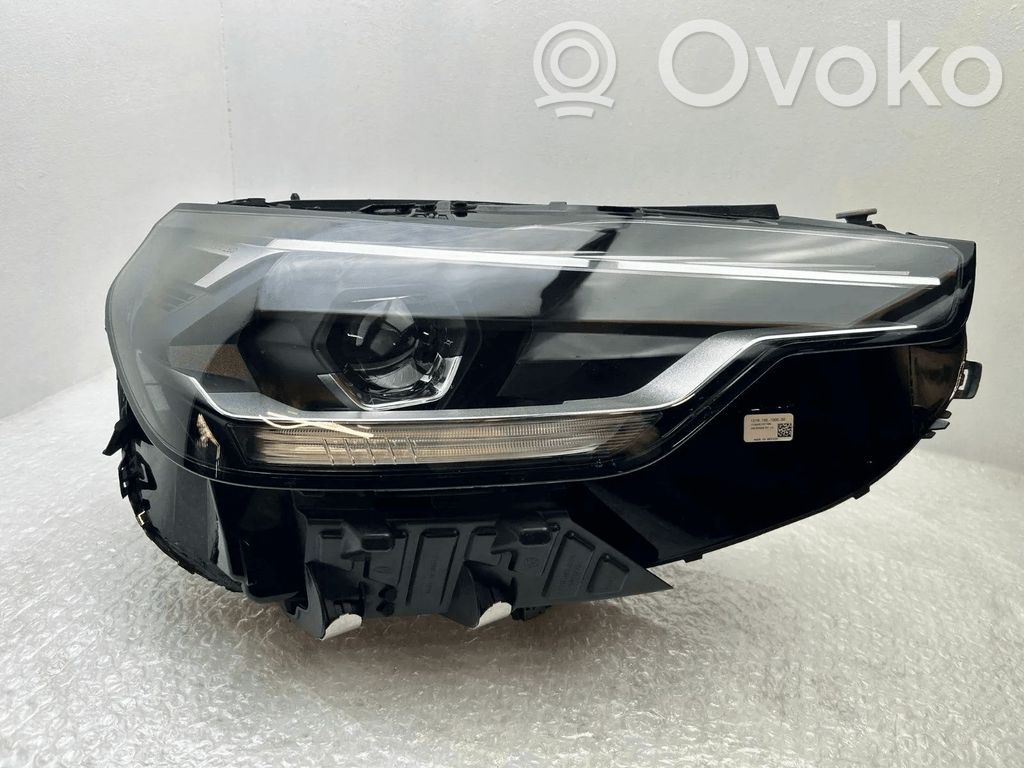 BMW 2 G42 Scheinwerfer 