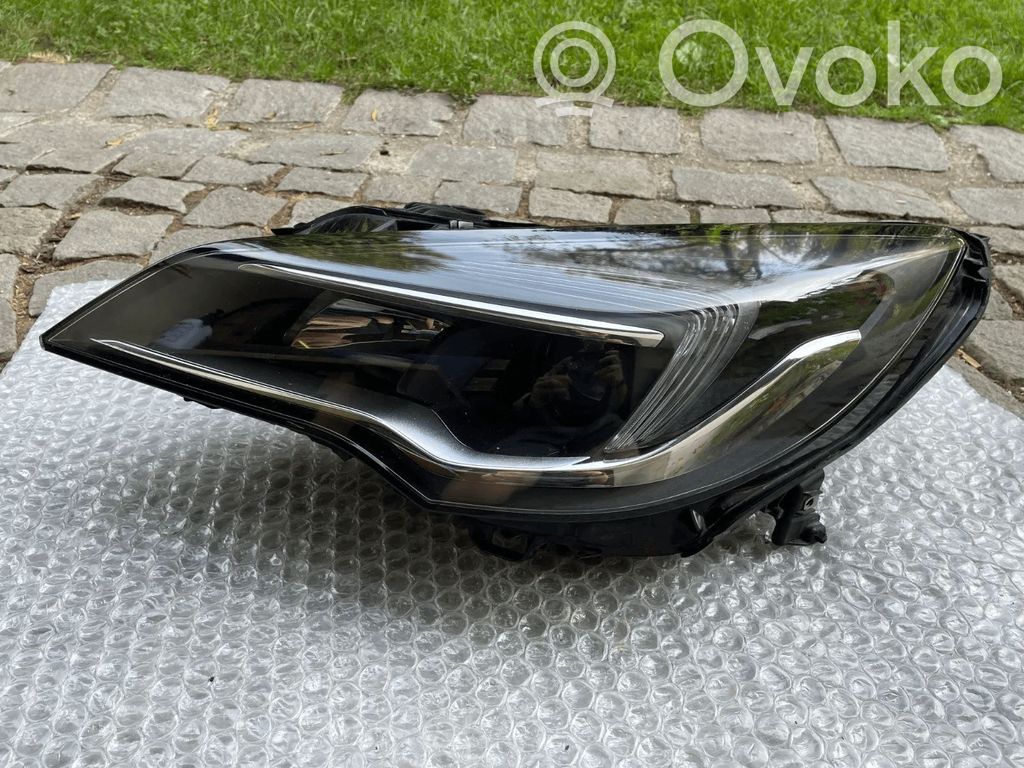 Opel Astra K Headlight/headlamp 