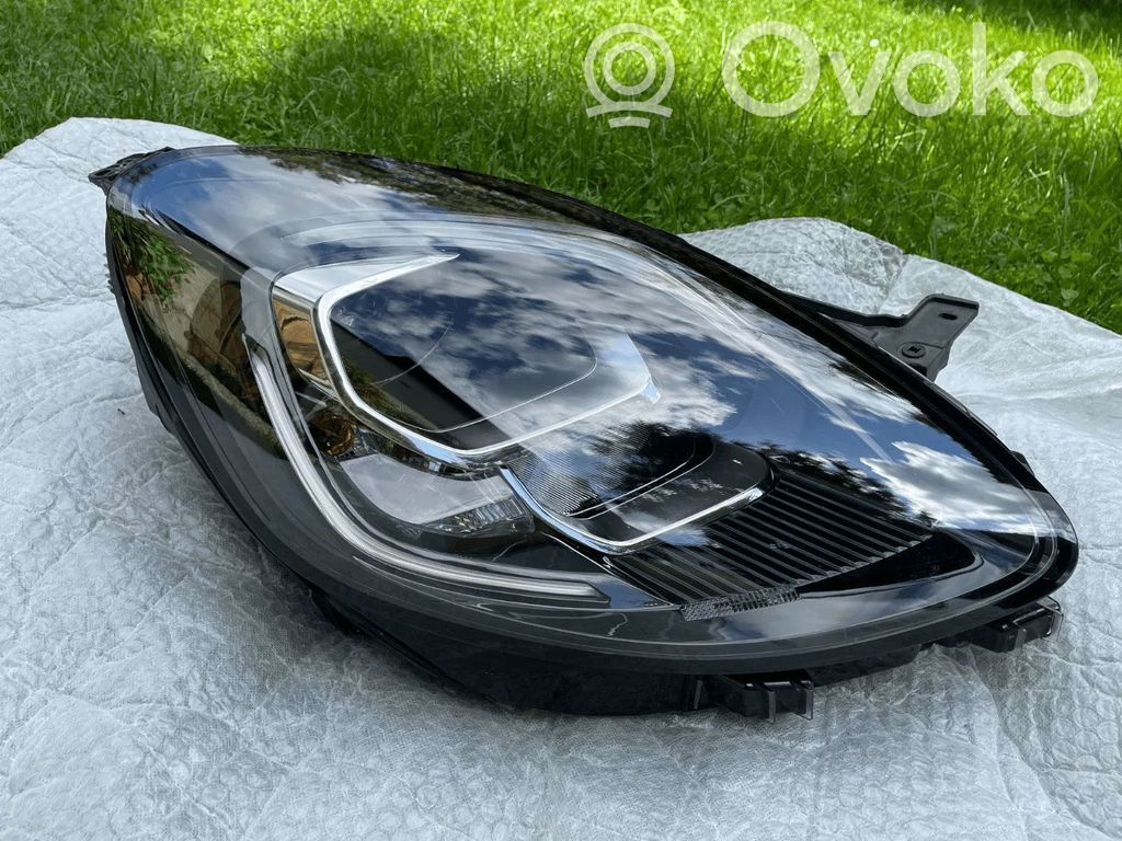 Ford Puma Scheinwerfer 