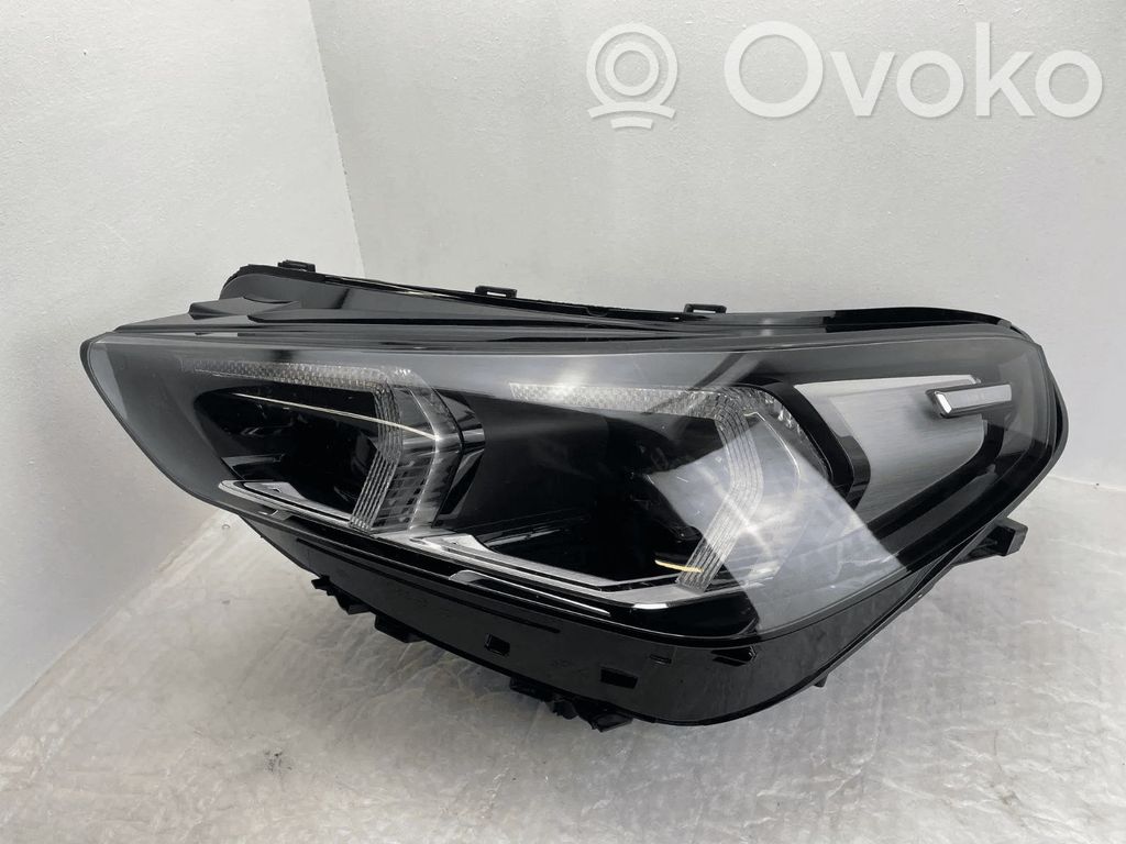 BMW X1 U11 Scheinwerfer 