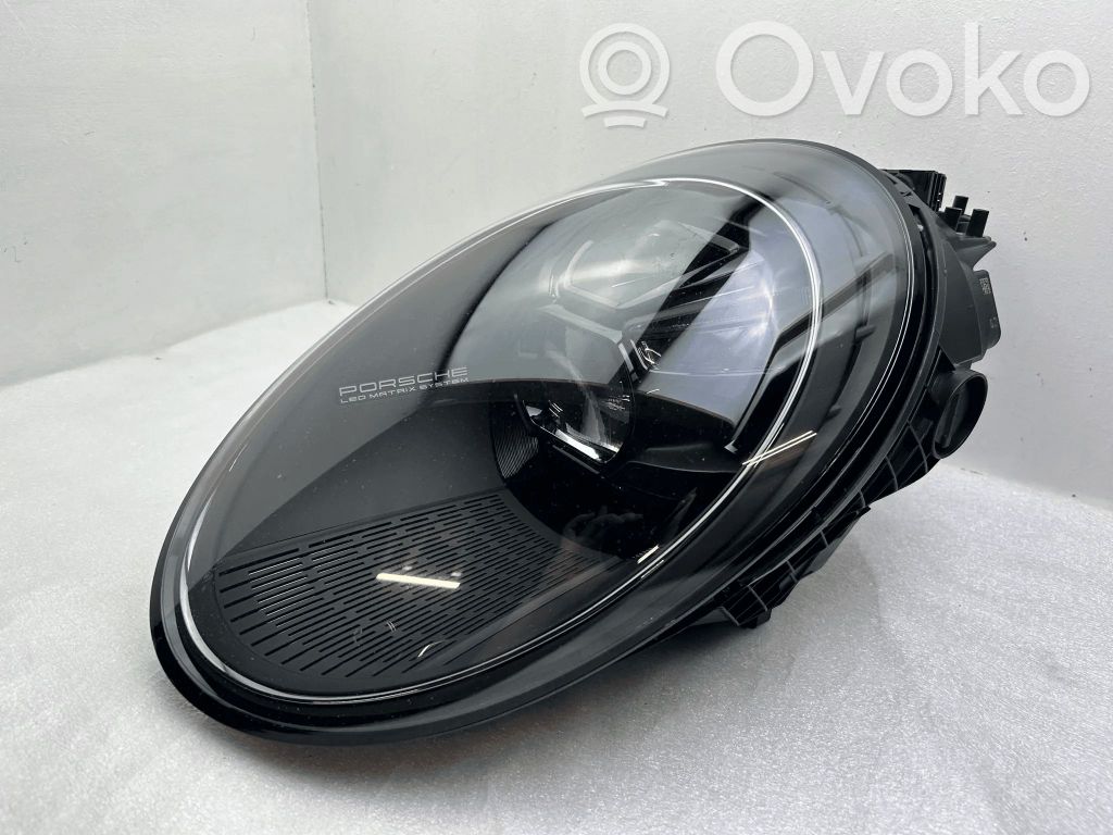 Porsche 992 Scheinwerfer 