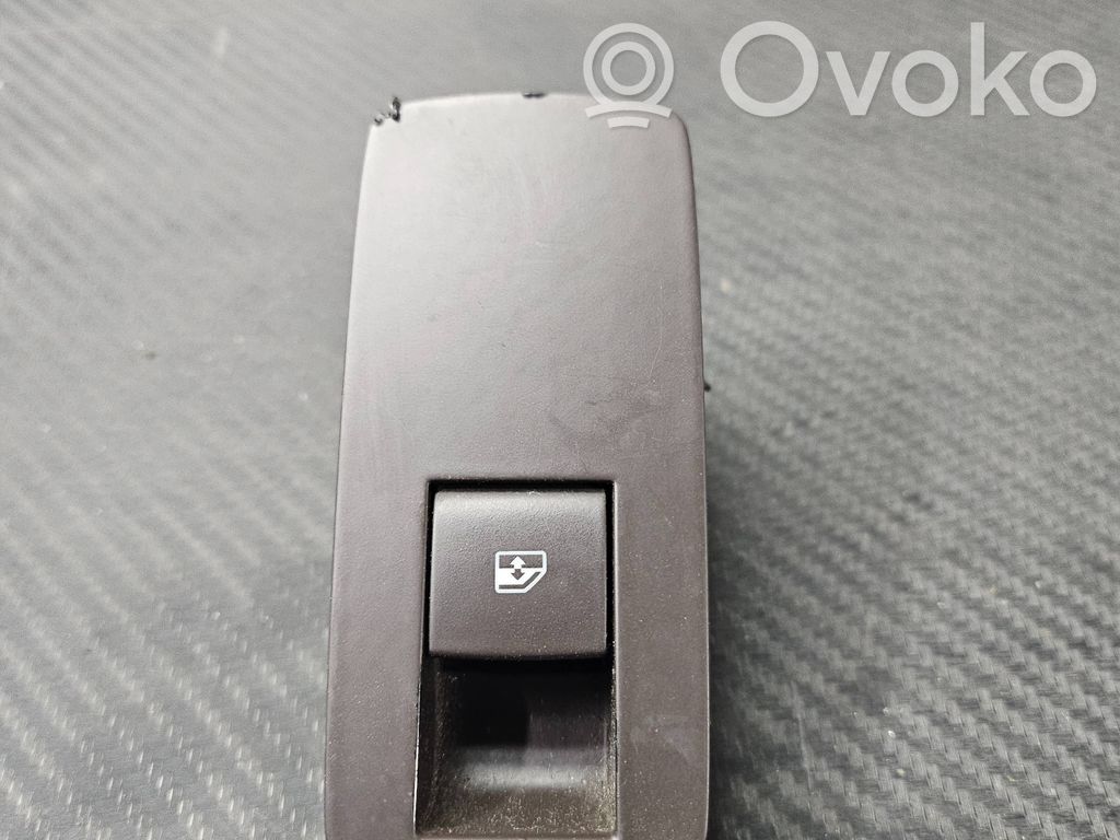 Opel Insignia A Przyciski szyb 